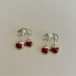 Cherry earrings N1074